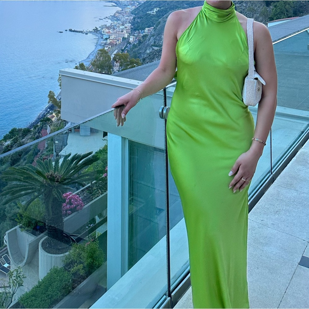 Silk Maison Elegant Green Maxi Dress